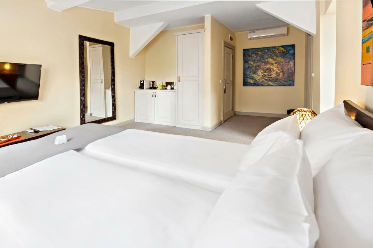 Superb Luxury Suites Belgrad Zimmer foto